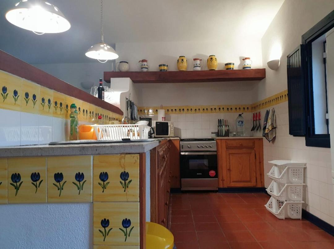 Вилла Sondela Self Catering Сан-Мартинью-ду-Порту Экстерьер фото
