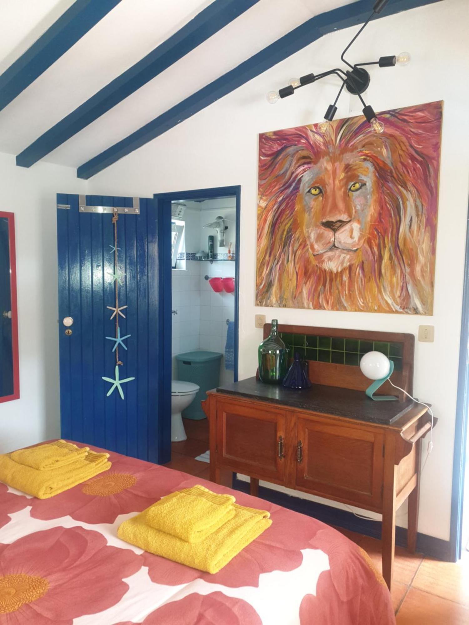 Вилла Sondela Self Catering Сан-Мартинью-ду-Порту Экстерьер фото